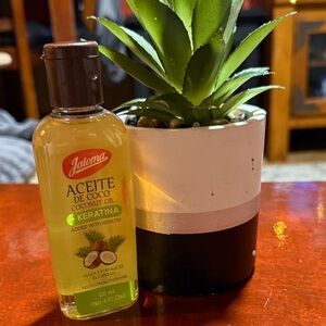 Coconut Oil for Hair Strengthening